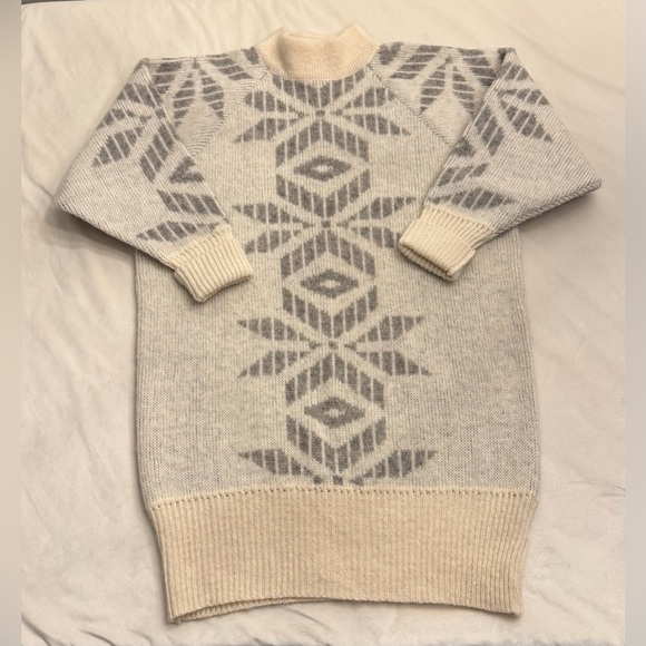 Hilda Ltd Dresses & Skirts - Vintage! Hilda Ltd Icelandic 100% Wool Patterned Sweater Dress/Tunic, sz S